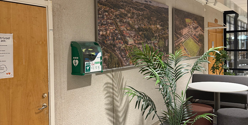 Hjärtstartare hangaren Holavedsgymnasiet Tranås